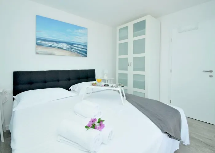 Apartment Olive Trogir